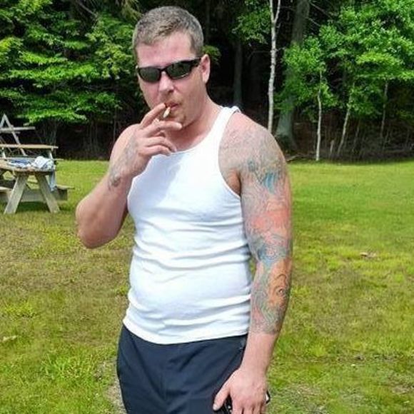 Meet your Posher, Derrick - Picture 1 of 1